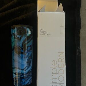 Simple Modern 24oz Tumbler with Straw